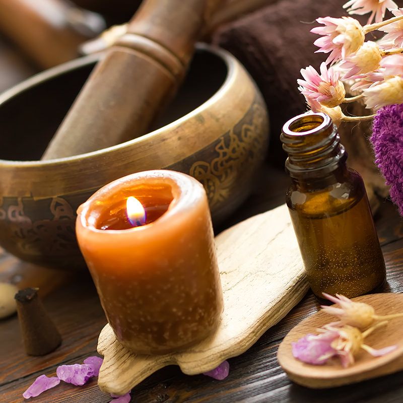 Read more about the article A beginners guide to aromatherpy and basic scents